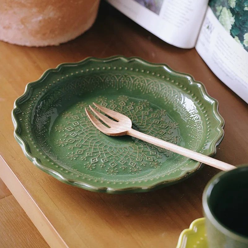 Eleganter Vintage-Keramiktelle – Vintage Collectible Dishes Bewertung und Preis
