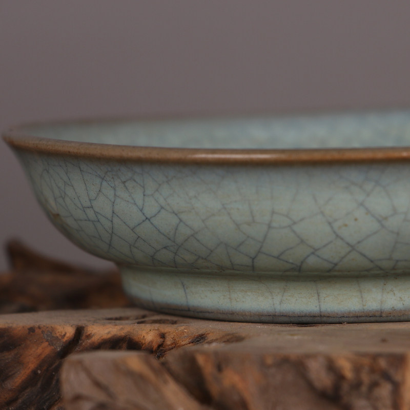 Teller im Stil der Song-Dynast – Vintage Collectible Dishes Bewertung und Preis